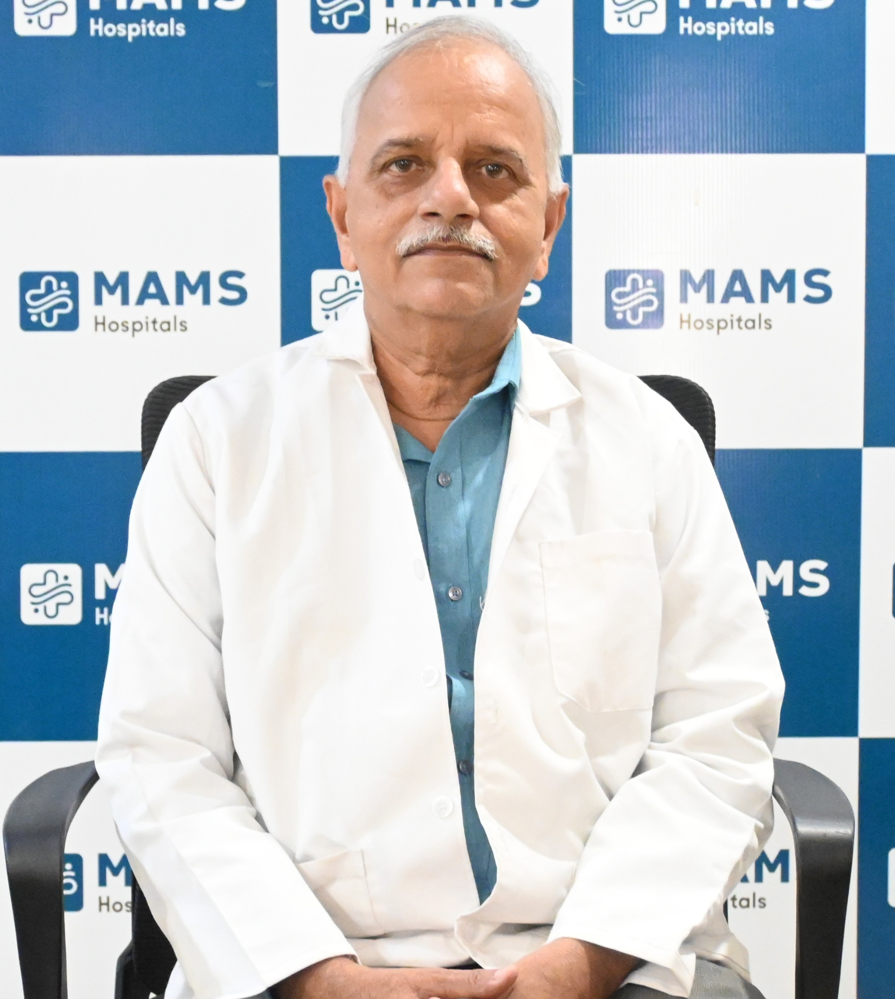 DR NANDKUMAR MADHUKAR DESHPANDE