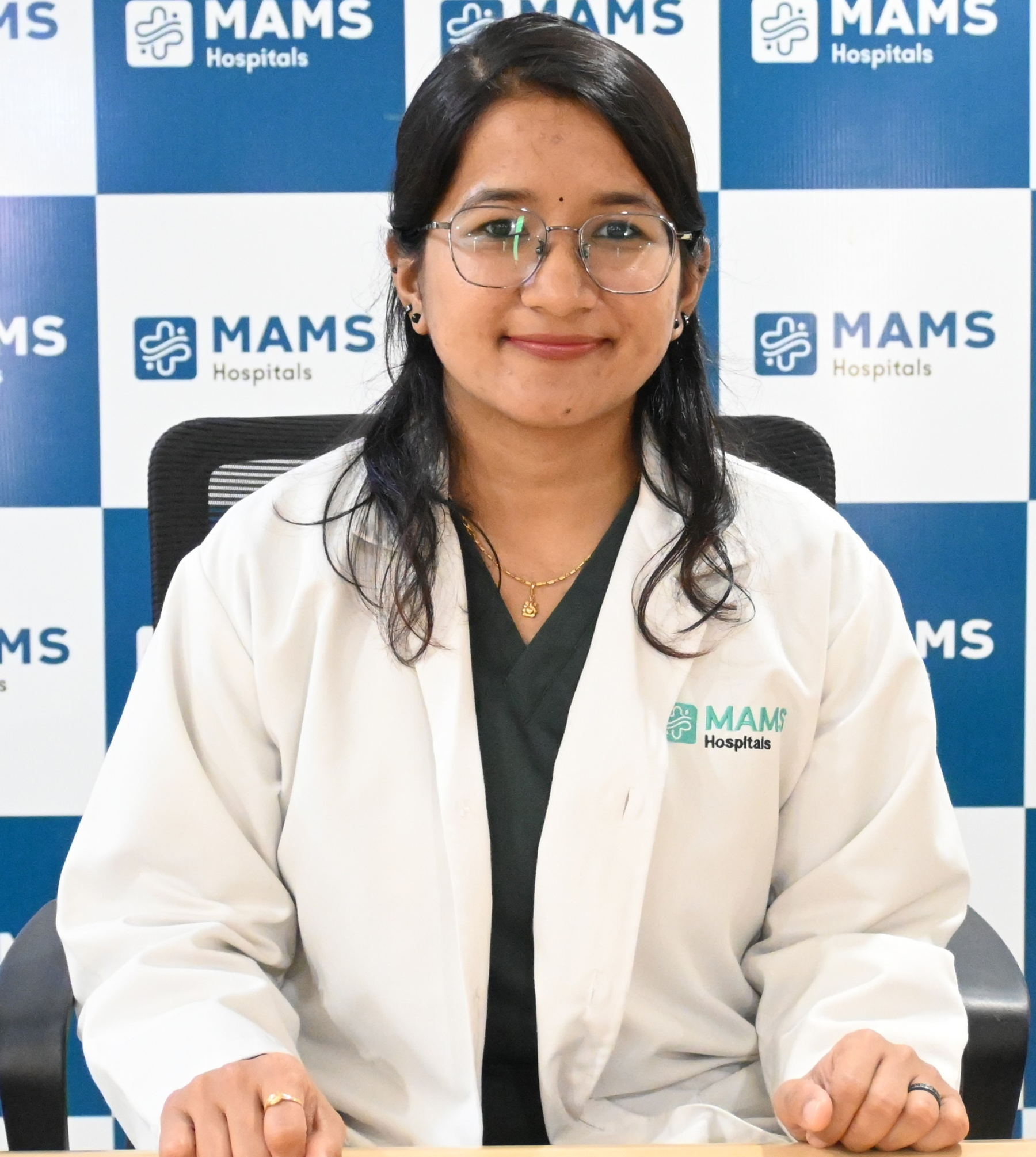 DR NISHA KARKI